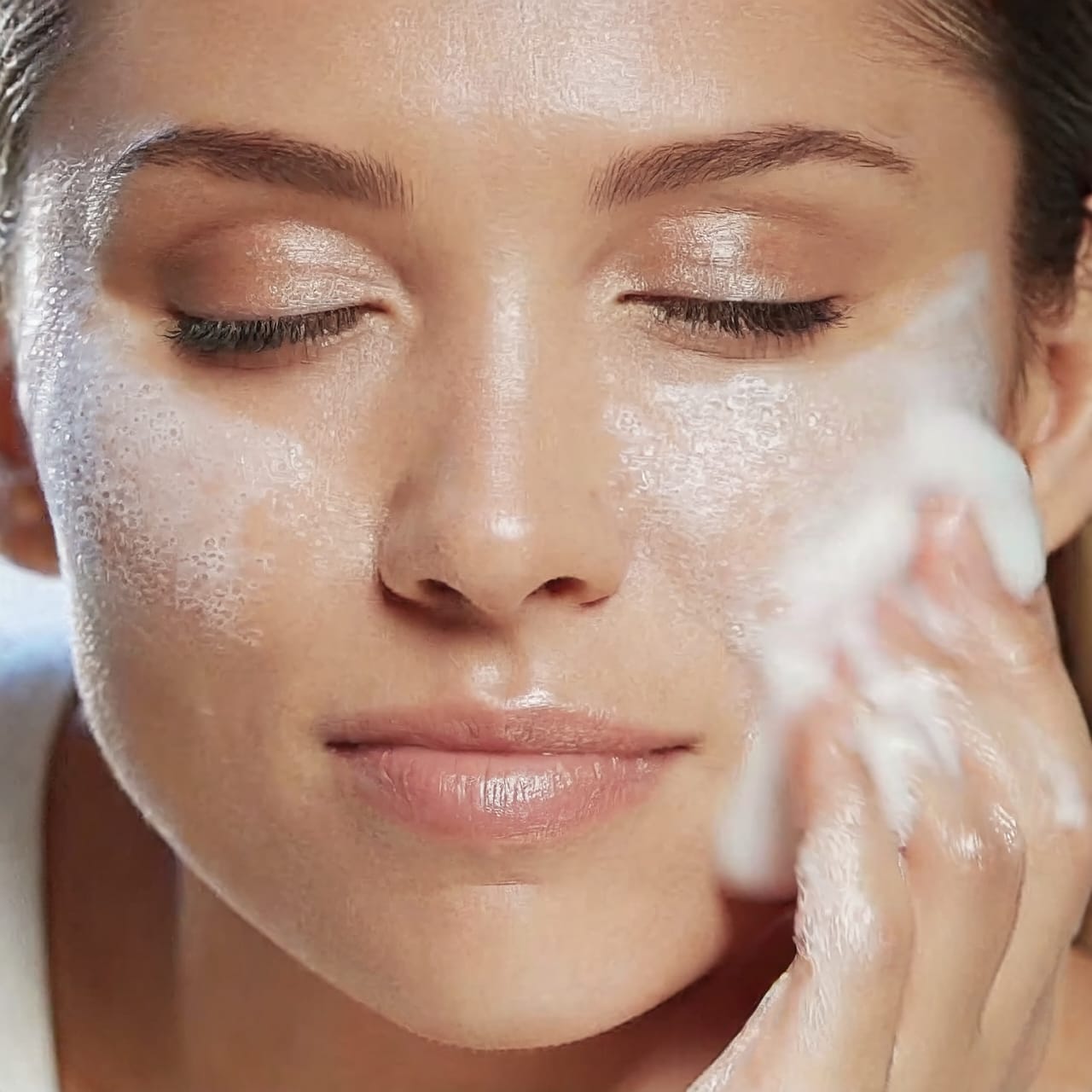 Green Tea Purifying Cleanser